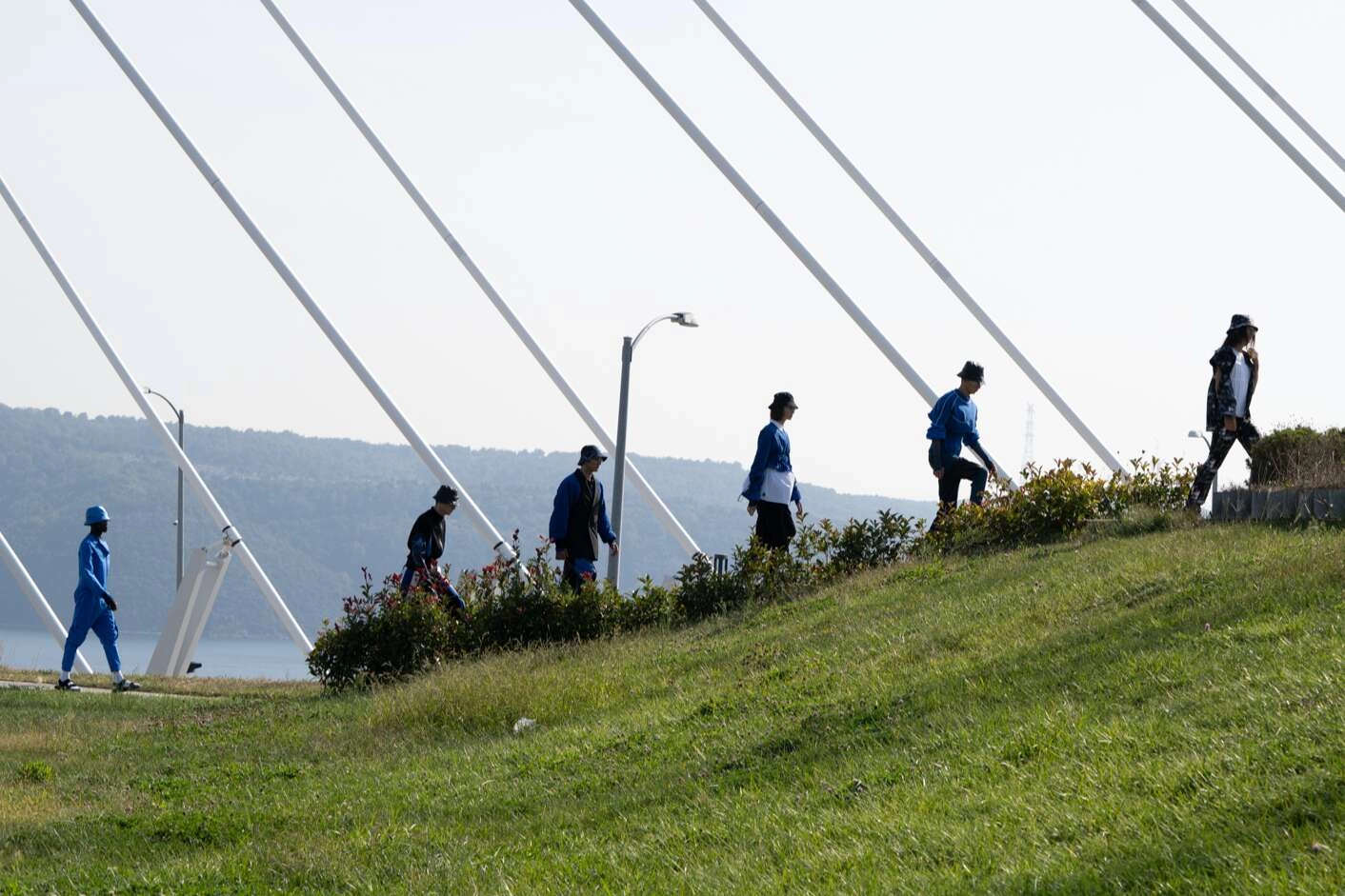 322 metre yükseklikte muhteşem defile