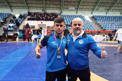 Sakarya Büyükşehir’in sporcuları başarıdan başarıya koşuyor