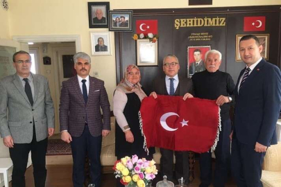 Niğde'de Vali Şimşek'ten şehit ailelerini ziyaret
