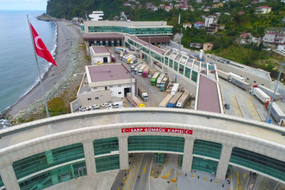 PCR testi kalktı, sınırdan geçiş çoğaldı