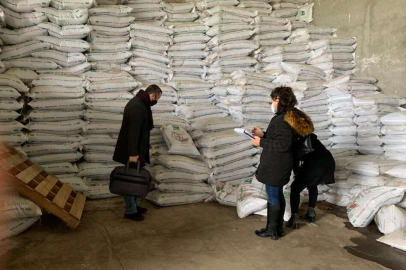Bursa'da 17 bin 150 kilogram izinsiz gübre ele geçirildi