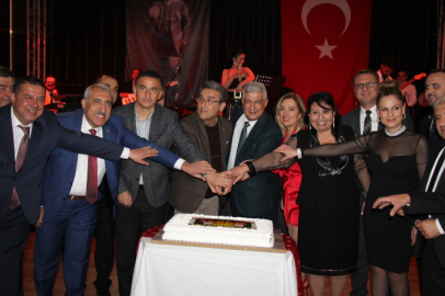 İzmir Emlakçılar Odası, 23. yıldönümünü kutladı