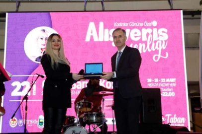 Bursa İnegöl Alışveriş Şenliği Güner Sarıer konseriyle son buldu 