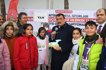 Okullararası Oryantring Türkiye Şampiyonası Malatya'da yapıldı 