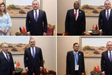 Bakan Çavuşoğlu Katar'da 