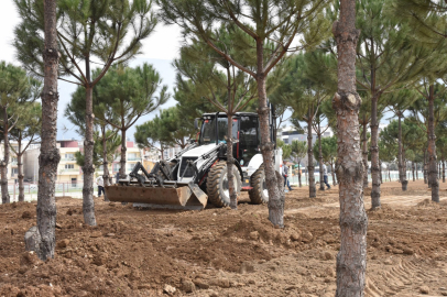 Manisa Cumhuriyet Mahallesi'nde 12 bin metrekarelik peyzaj çalışması