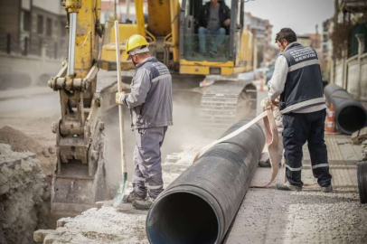Kütahya'da yağmur suyu çalışmaları sürüyor 