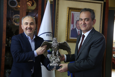 Bakan Özer'den Rize'ye ziyaret 