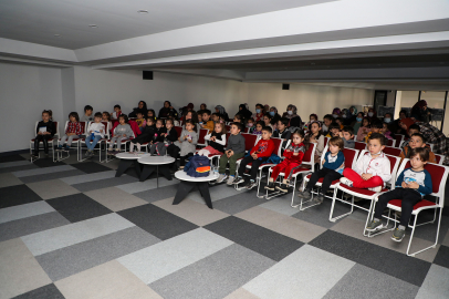 Kayseri Talas'ta kütüphane coşkusu