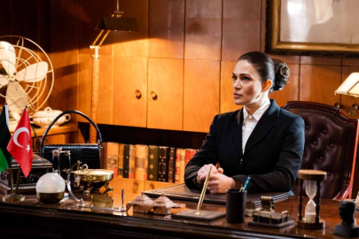 Özge Borak, Leyla Atakan'ı canlandırıyor