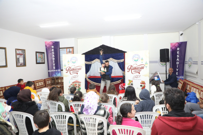 Kayseri Talas'ta çocuklara 'kukla' ile Ramazan eğlencesi 