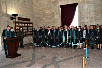 Türkiye Barolar Birliği Ata'nın huzurunda