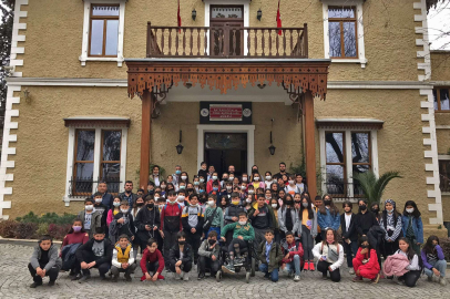 Türkiye'nin ilk 'Bayrak Müzesi'ne ziyaretçi akını 