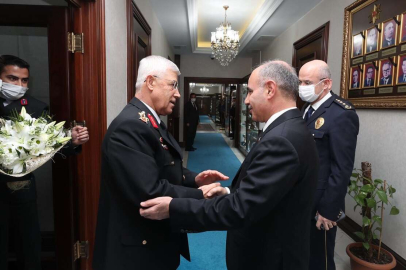Orgeneral Arif Çetin'den Emniyet'e 177’nci yıl tebriği