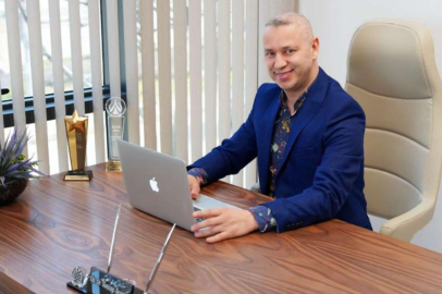 Ünlülerin göz doktorundan 'düşük kaş' uyarısı