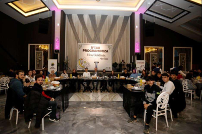 Bursa İnegöl'de Başkan Taban  400 gençle iftarda buluştu