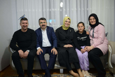 Bursa Yıldırım'da Başkan Yılmaz iftar sofralarına buluşuyor 