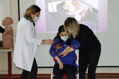 Kocaeli'de Büyükşehir personeline temel ilkyardım eğitimi