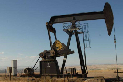Brent petrol 100 doların altında