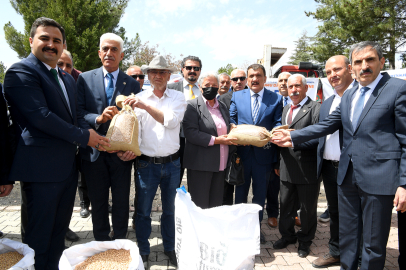 Malatya Arguvan'da nohut dağıtımı yapıldı 