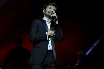 Yalın “Unutulmaz Şarkılar” konseri hız kesmiyor! 