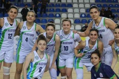 Rize Belediyesi Kadın Basketbol takımı çeyrek finalde ilk maçını kazandı