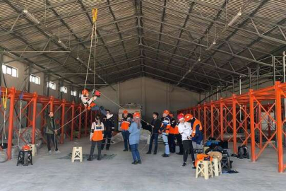 AFAD gönüllüleri zorlu eğitimlerle göreve daima hazır