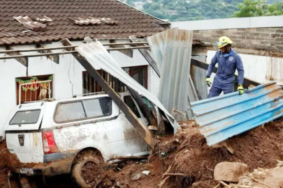 Güney Afrika'da sel felaketi: 440 ölü!