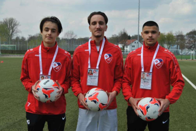 ATFF'den Avrupa'daki genç futbolculara destek 