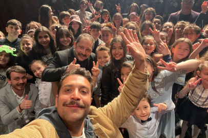 Cihat Süvarioğlu çocuk galasında 