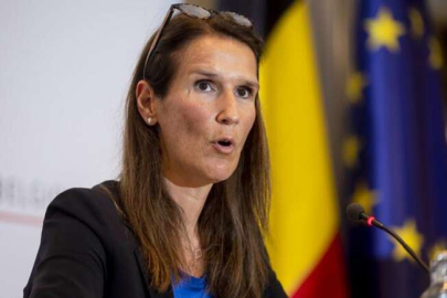 Belçika Başbakan Yardımcısı görevini 'geçici' bıraktı