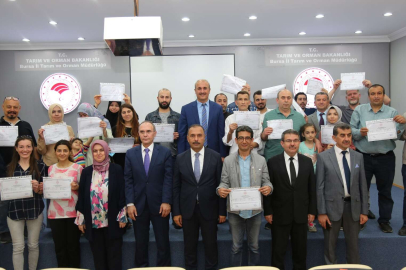 Bursa Osmangazi'de mantar yetiştiricileri sertifikalandı