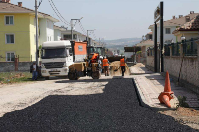 Bursa İnegöl'de 8 sokakta 4 km yol yenileniyor