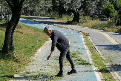 Balıkesir Edremit'te yeşil alanlara bakım 