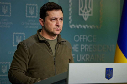 Zelenskiy'nin ceketi 90 bin sterline satıldı 