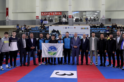 Karate şampiyonasına Sakaryalı sporcular damga vurdu