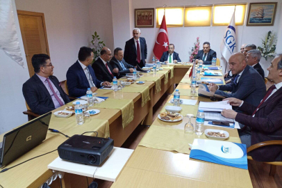 8 SGK İl Müdürü Niğde’de bir araya geldi 