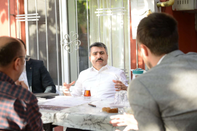 Bursa Yıldırım'da Başkan Yılmaz ev ziyaretlerine devam ediyor 