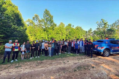 Kırklareli'nde doğa yürüyüşünde kaybolan öğrencilerini Jandarma buldu