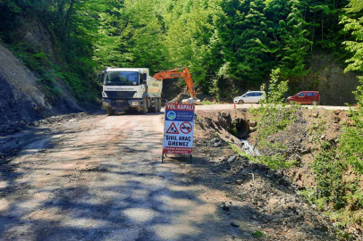 Heyelan bölgesine Sakarya Büyükşehir’den anında müdahale