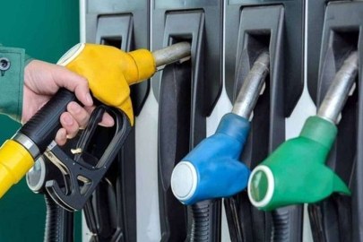 Benzine 1.04 liralık zam