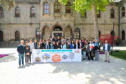 Kayseri Talas'ta öğrenciler gezerek öğreniyor 