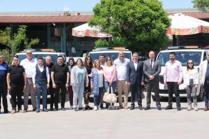 Manisa Büyükşehir Turgutlu'da hal sezonu açılış törenine katıldı