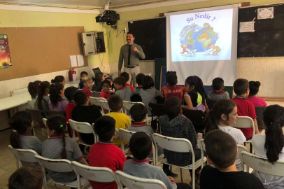 Manisa Ahmetli'de minik öğrencilere su bilinci