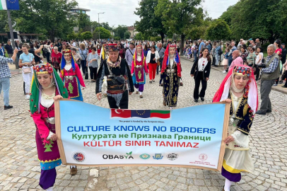 Manisa heyeti, Bulgaristan’ın Eğitim ve Kültür Bayramı kutlamalarına katıldı