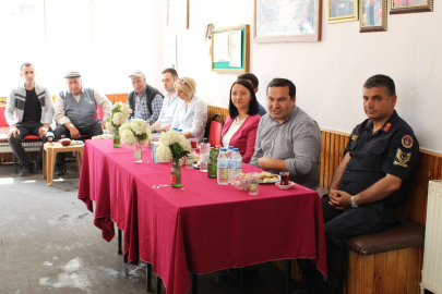 Bilecik Pazaryeri'nde protokolden halk buluşması