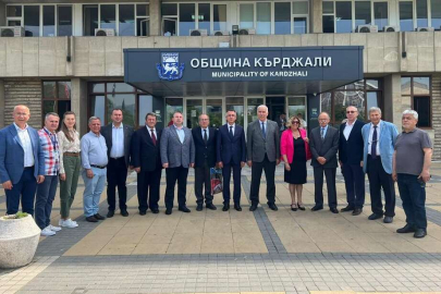 Manisa, Bulgaristan Kırcaali'de kardeşlerini ziyaret etti