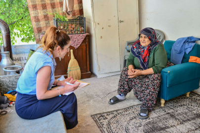 ABB Başkentli kadınları dinliyor