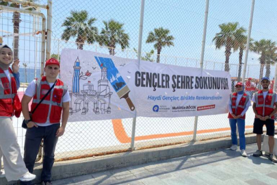 Antalya’da gençler kente renk kattı