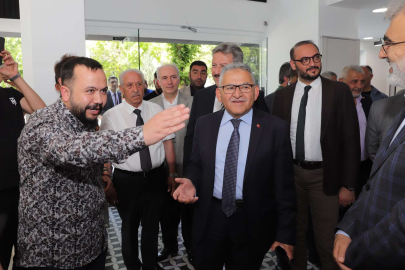 Memduh Büyükkılıç'tan esnaf ziyareti